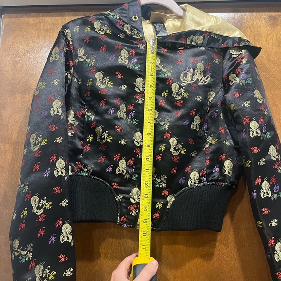 Warner Bros. Lot 29 Looney Tunes Bomber Jacket - Picture 9 of 9